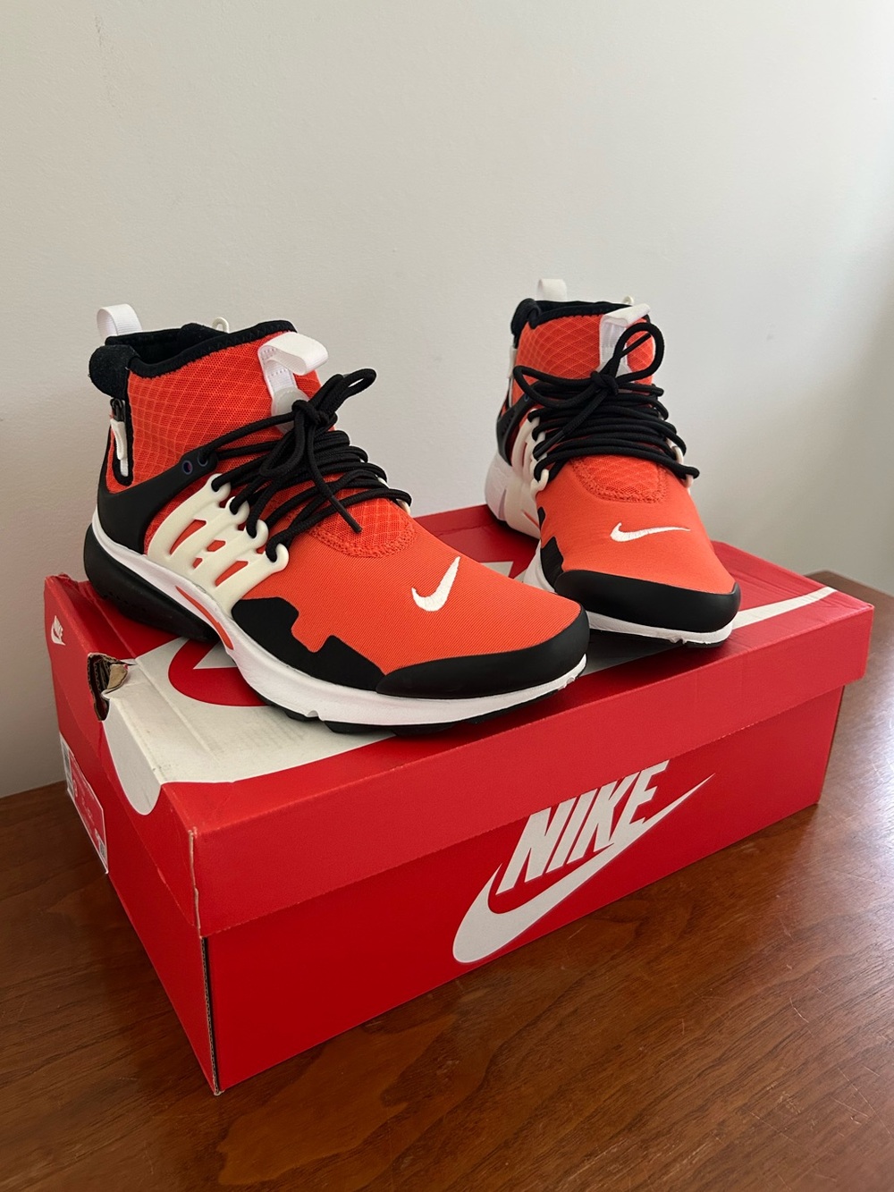 Men’s Size 9 Nike Air Presto Mid Utility - Orange, with box